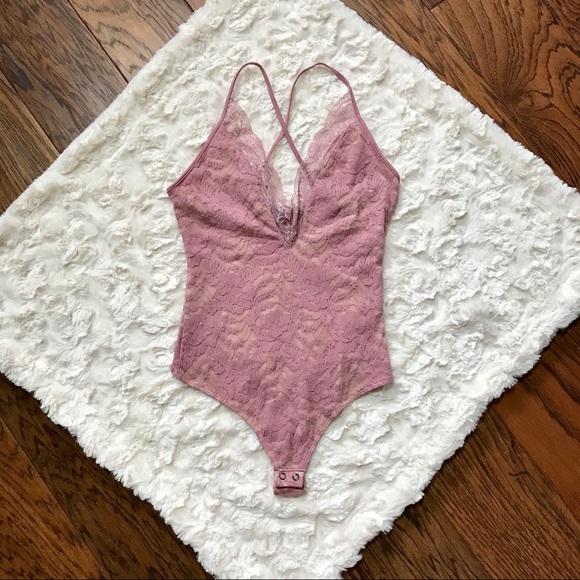 NWT Express Bodysuit Pink Lace S - Picture 1 of 4